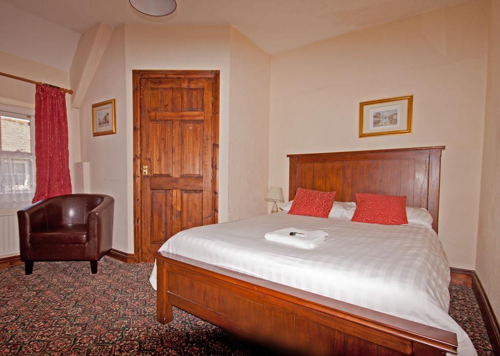 The White Hart Hotel Menheniot Chambre photo