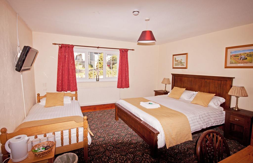 The White Hart Hotel Menheniot Chambre photo